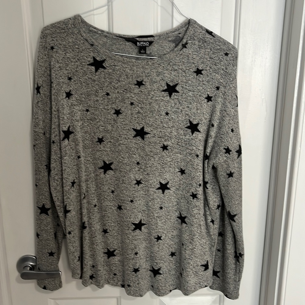 David Bitton Buffalo lightweight sweater. Grey with blue stars